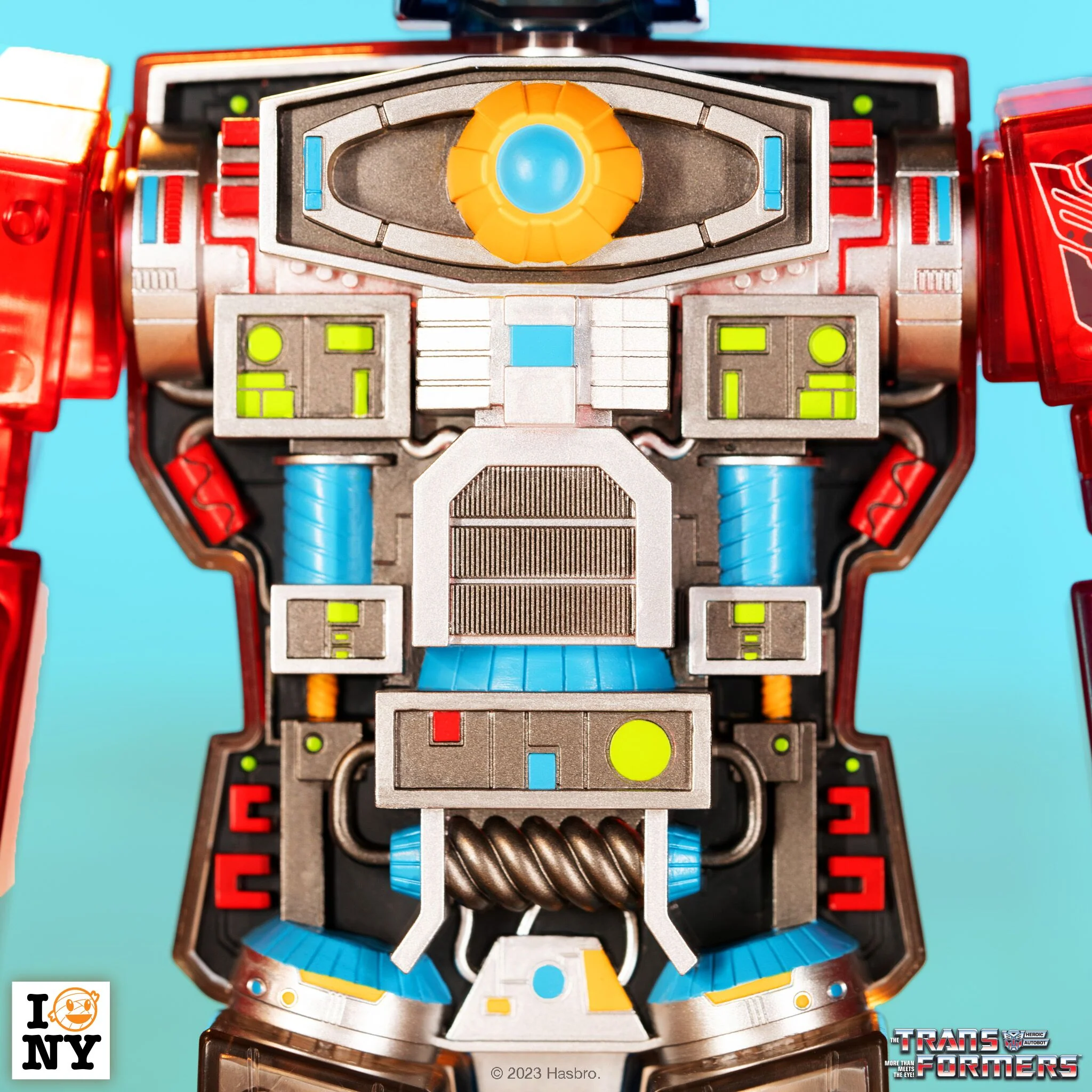 Transformers Super Cyborg - Optimus Prime (Clear Red / Blue) 4 Transformers Super Cyborg - Optimus Prime (Clear Red / Blue)