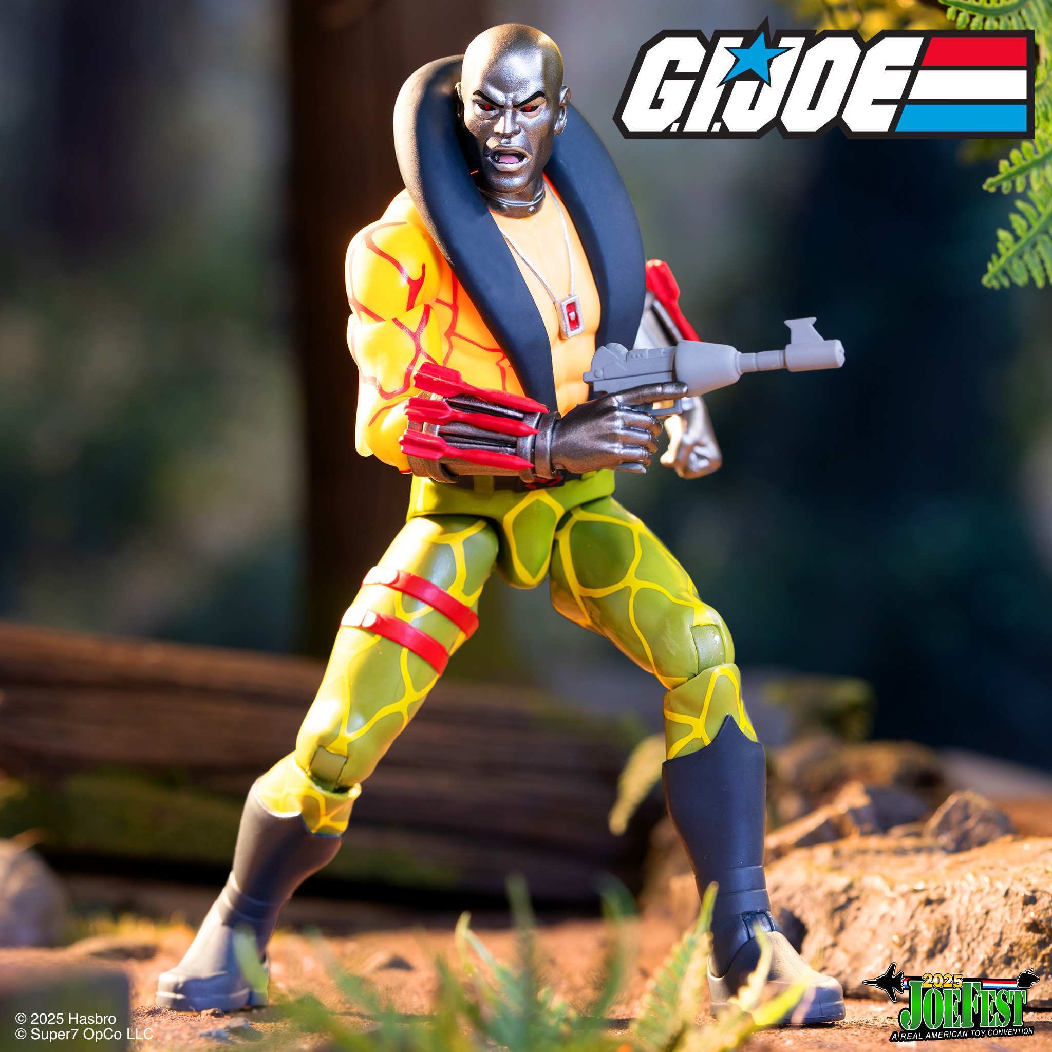 G.I. Joe ULTIMATES! - Destro (Python Patrol) 4 G.I. Joe ULTIMATES! - Destro (Python Patrol)