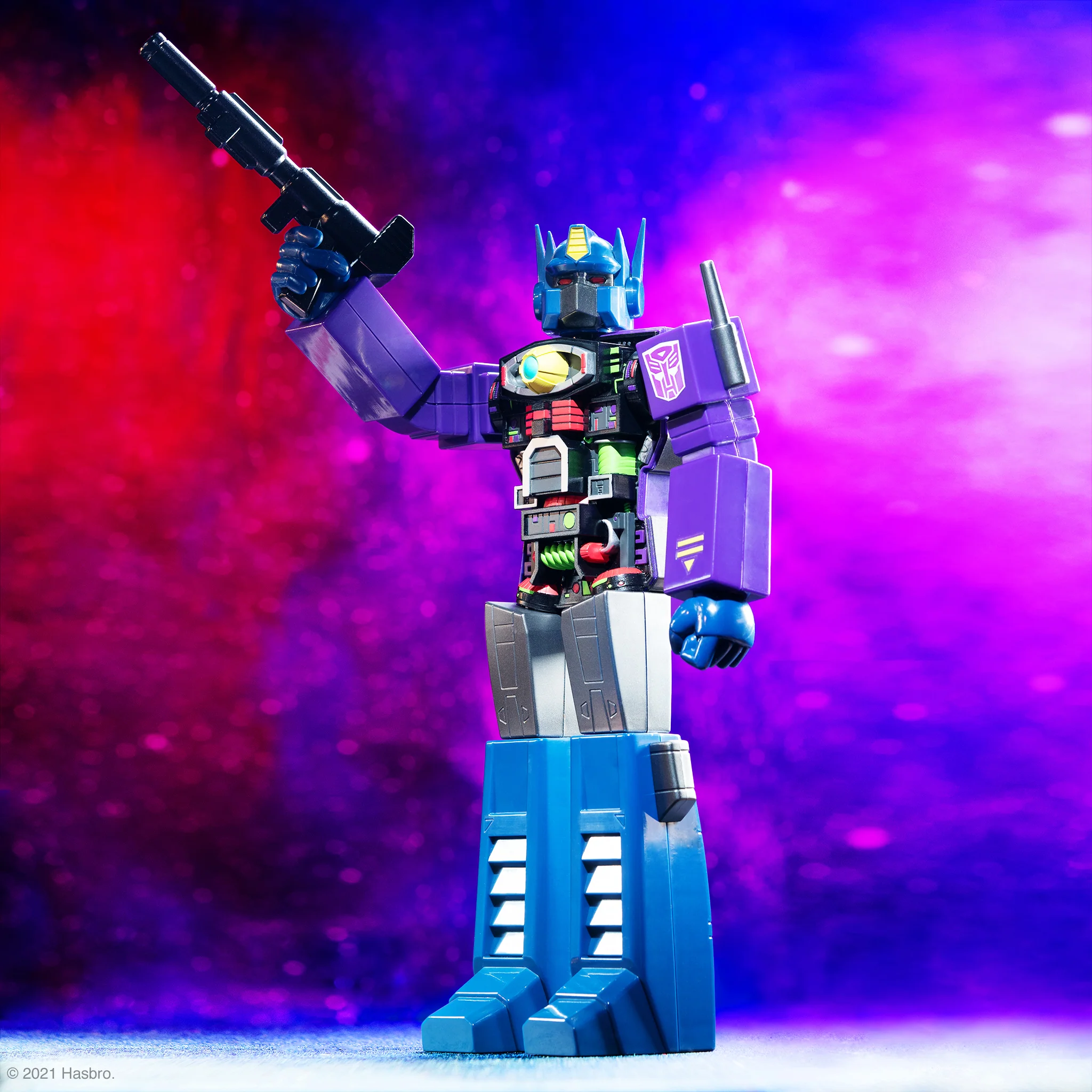 Transformers Super Cyborg - Optimus Prime (Shattered Glass Purple) 10 Transformers Super Cyborg - Optimus Prime (Shattered Glass Purple)