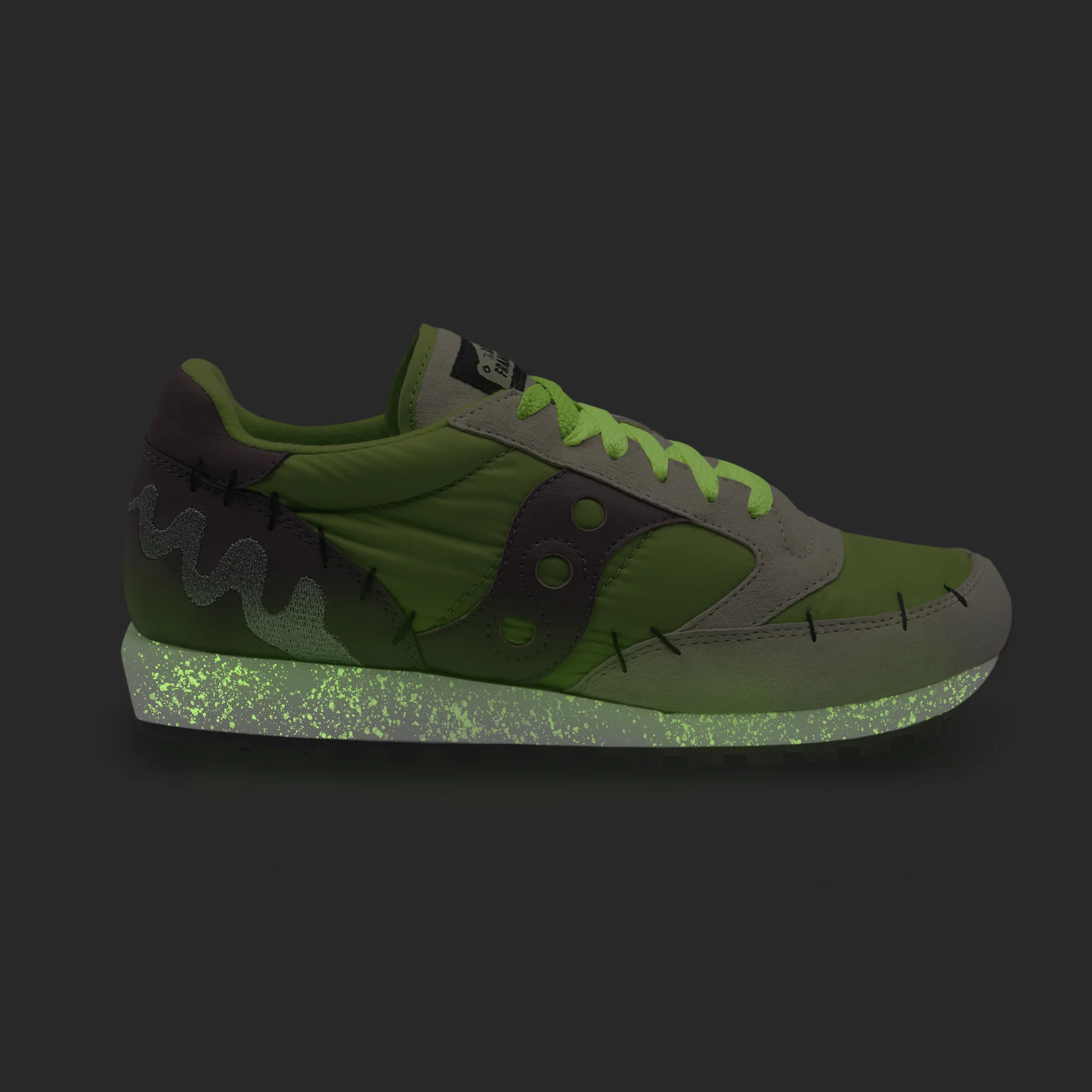 Super7 Saucony Universal Monsters Shoe - Bride of Frankenstein 3 Super7 Saucony Universal Monsters Shoe - Bride of Frankenstein