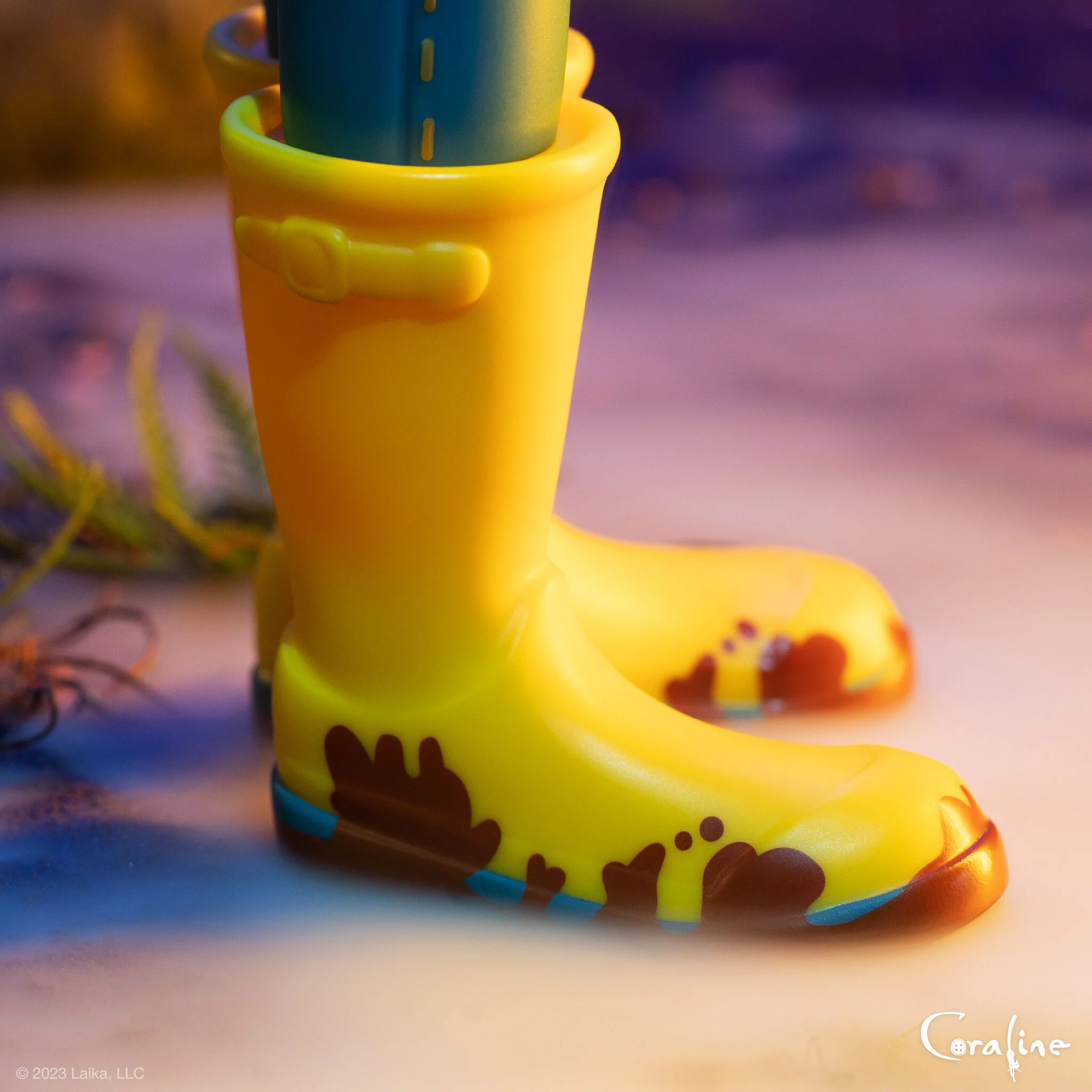 Coraline SuperSize Vinyl - Coraline 7 Coraline SuperSize Vinyl - Coraline