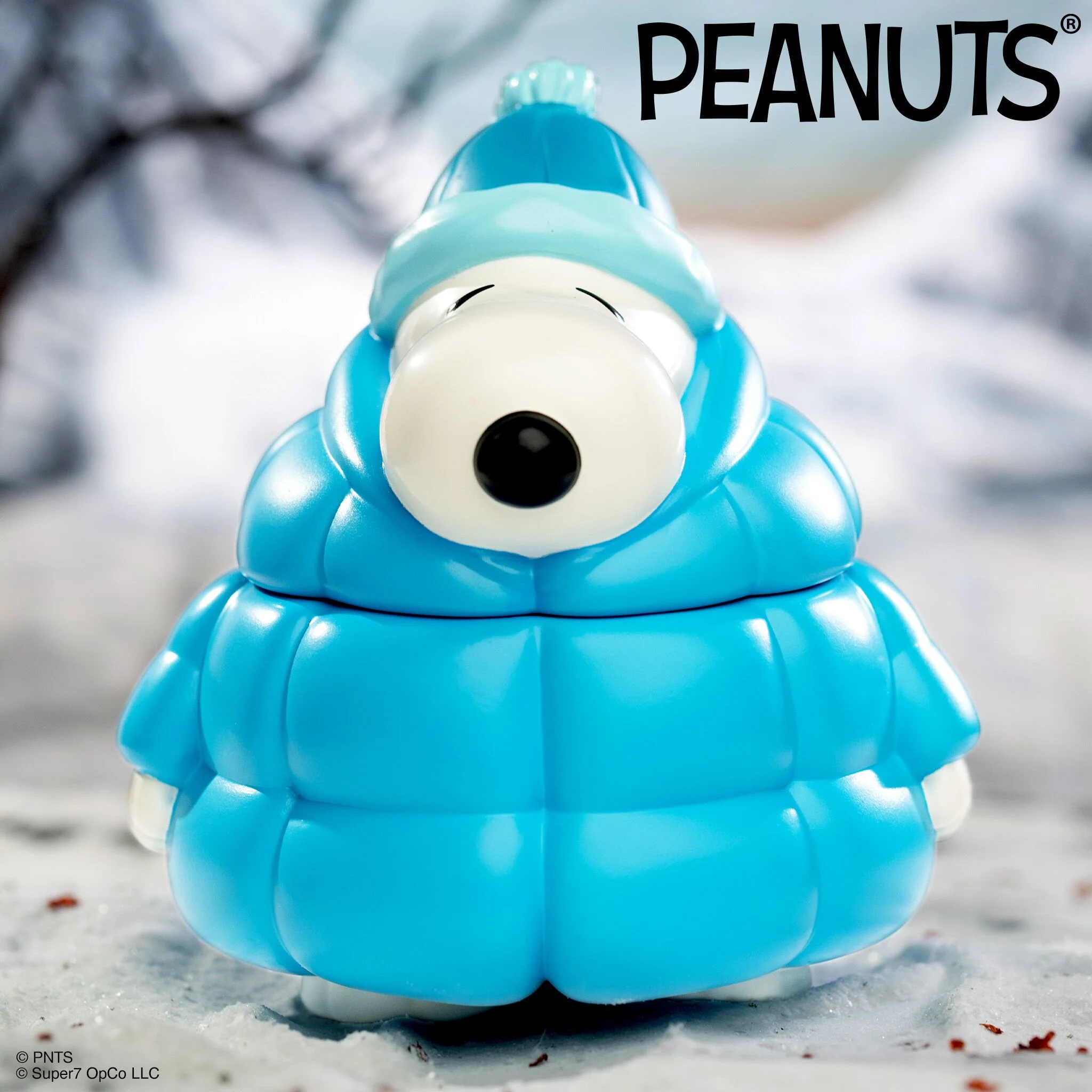 Peanuts FUN! FUN! Wave 1 - Snoopy (Puffy Coat), Charlie Brown (Yellow Shirt), & Snoopy (Standing) 4 Peanuts FUN! FUN! Wave 1 - Snoopy (Puffy Coat), Charlie Brown (Yellow Shirt), & Snoopy (Standing)