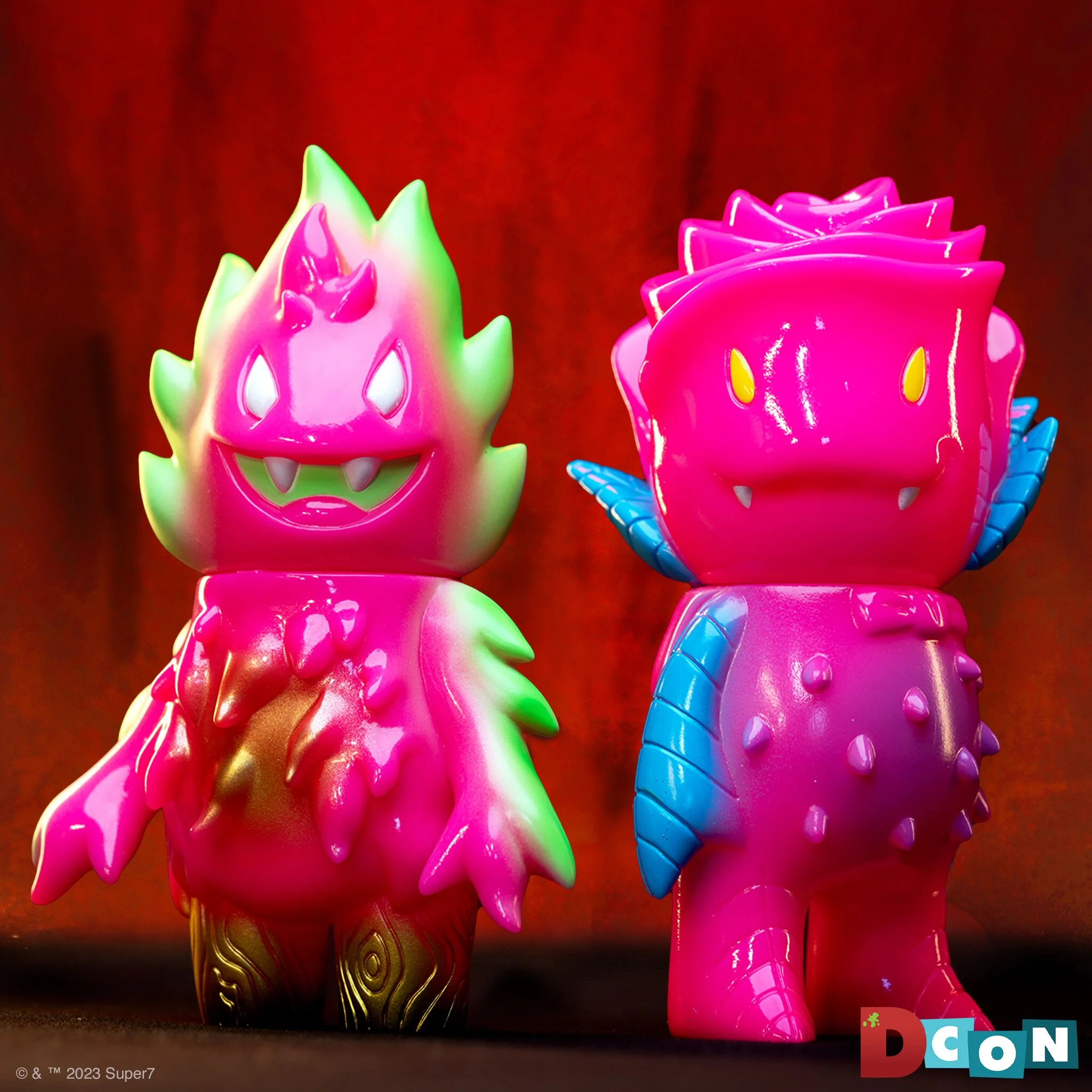 Super7 Japanese Vinyl - Mascots - Rose Vampire (Blazing Pink) 3 Super7 Japanese Vinyl - Mascots - Rose Vampire (Blazing Pink)