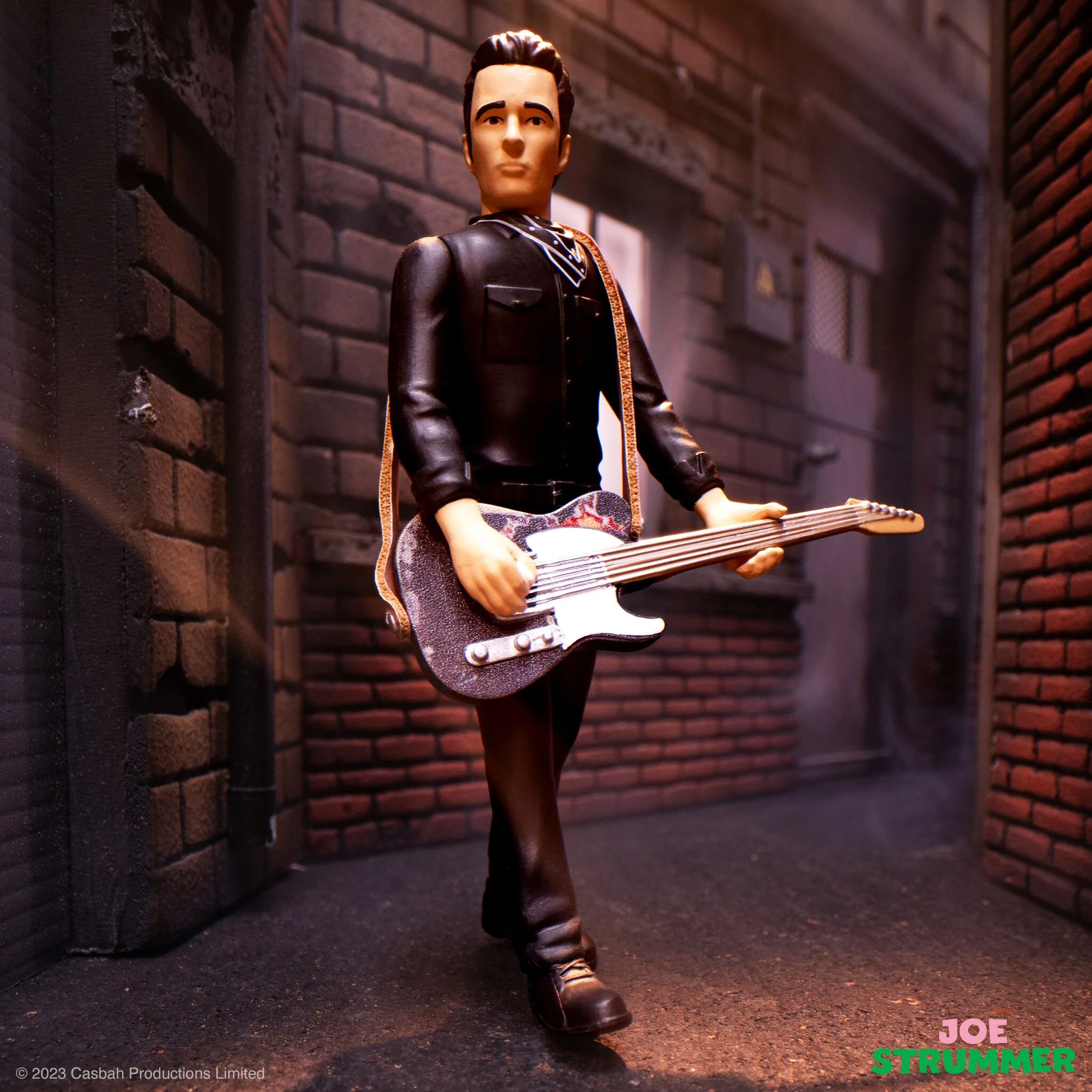 Joe Strummer ReAction Figures Wave 01 - Joe Strummer (London Calling) 4 Joe Strummer ReAction Figures Wave 01 - Joe Strummer (London Calling)